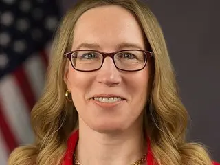 米SEC「クリプトマム」へスター・ピアーズ委員「トークン化された証券も依然として証券」